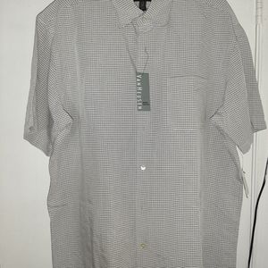 Van Heusen men's short sleeve button up shirt